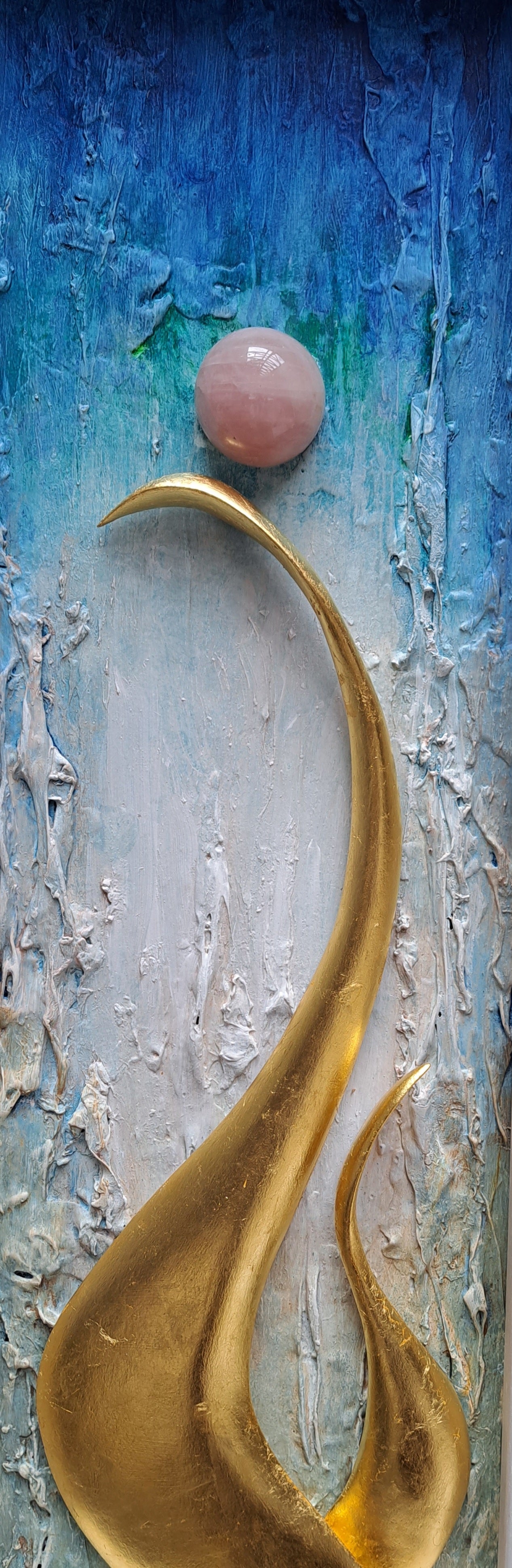 "Strike a Pose "  (Gold Version)